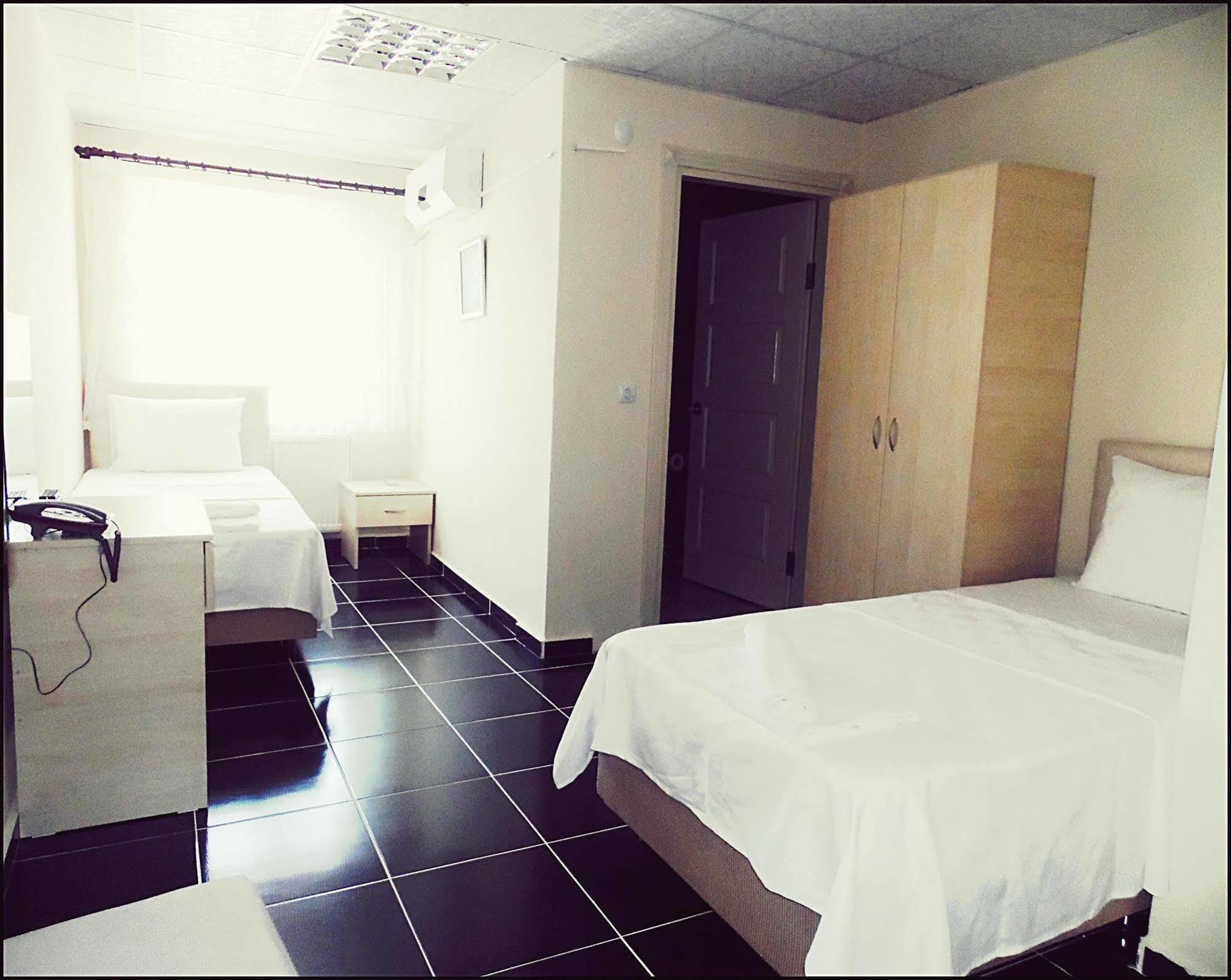 Saral Otel Derince エクステリア 写真